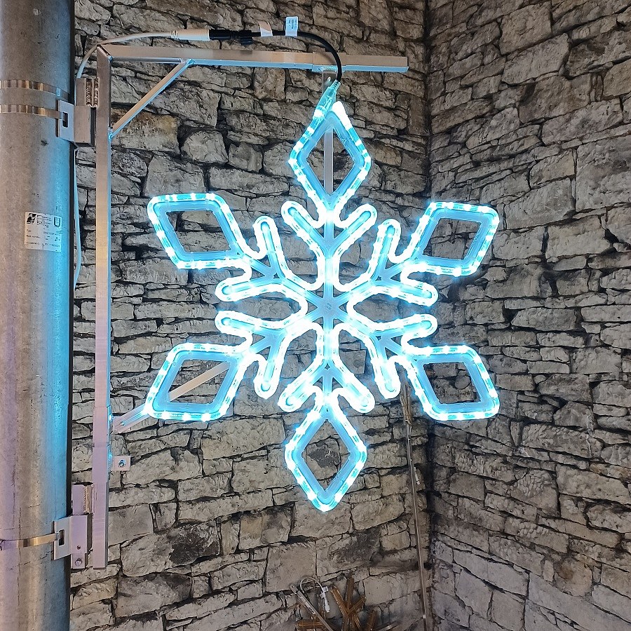 LED svetelný motív VO vločka, ľadovo biela, pr. 65 cm